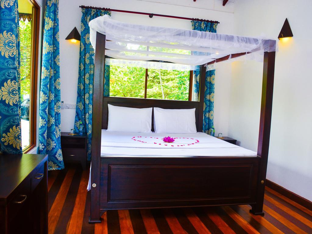 Mass Eco Cabana Yoga&Spa - Unawatuna Bed & Breakfast Bagian luar foto